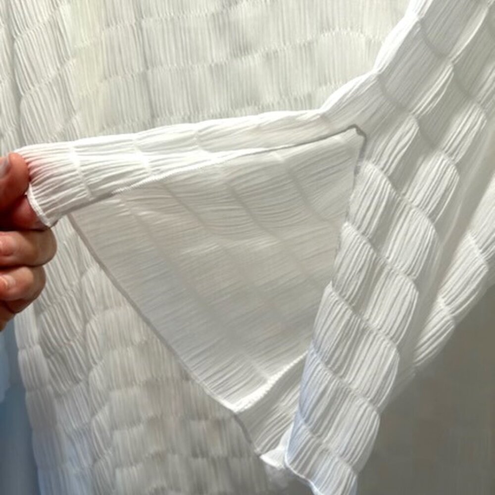 WHITE LONG TOP UNIQUE DESIGN